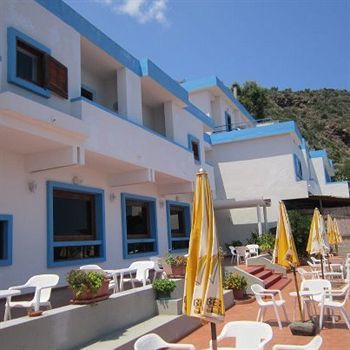 Phenicusa Hotel